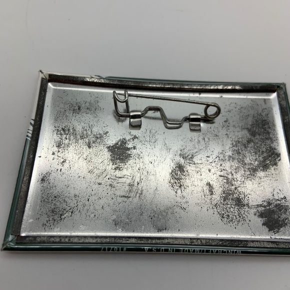 Vintage Wincraft University of Miami Hurricanes UMiami Logo Button Pin - Picture 7 of 9